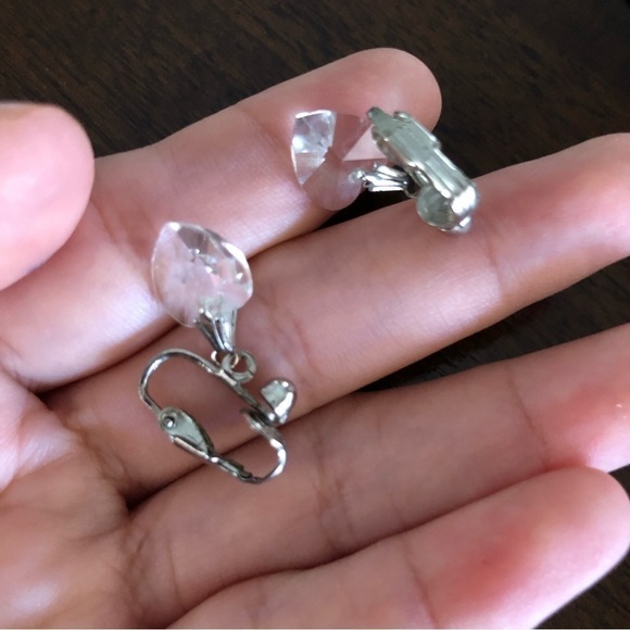 Vintage Heart Shape Earrings - Picture 3 of 3